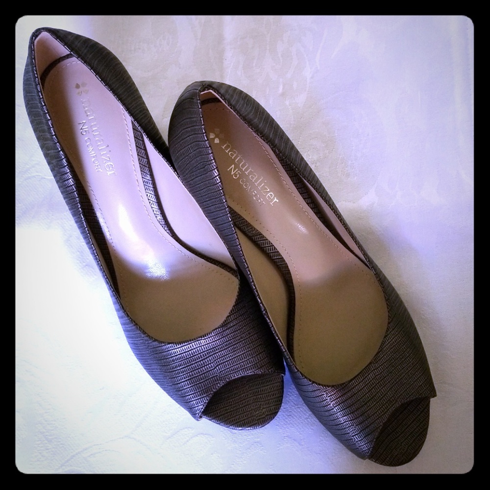 Naturalizer N5 Comfort "CARMEN" Peeptoe Heel